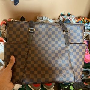 Louis Vuitton purse